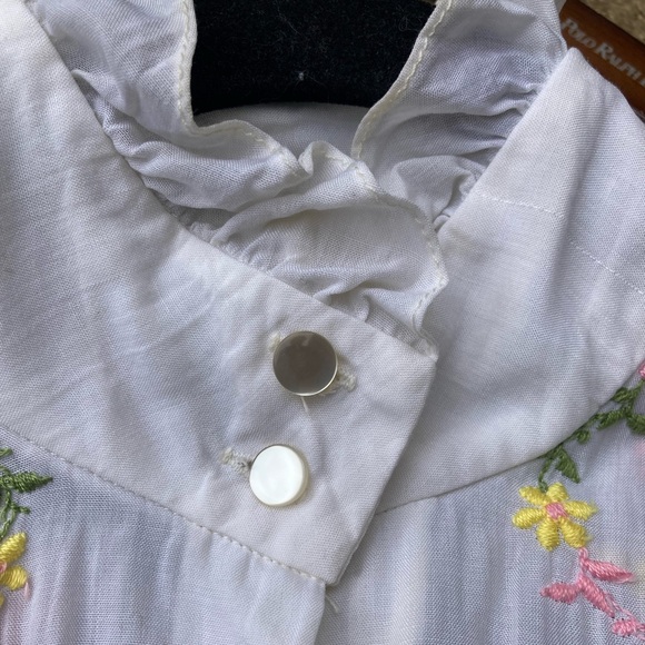 Alice Stuart Embroidered Button-Up Ruffly Top - Picture 4 of 13